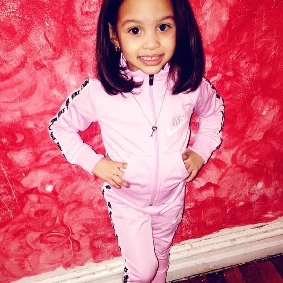 Meet your Posher, Amaya - Picture 1 of 1